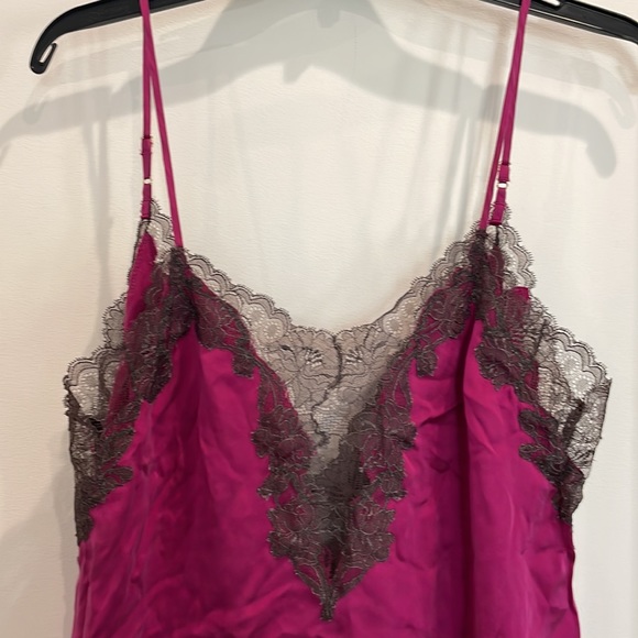 SOLD -3 Natori nightgowns - NWOT - Picture 6 of 13